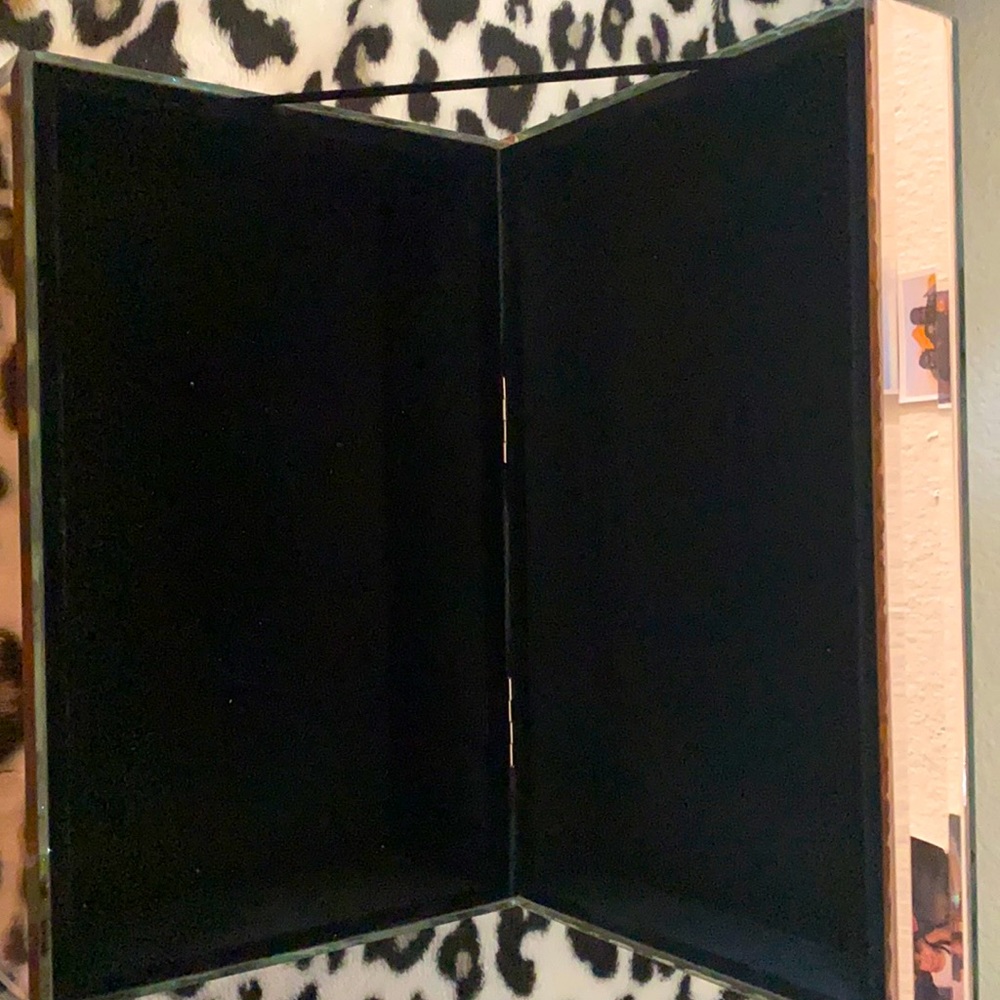 One size jewelry box